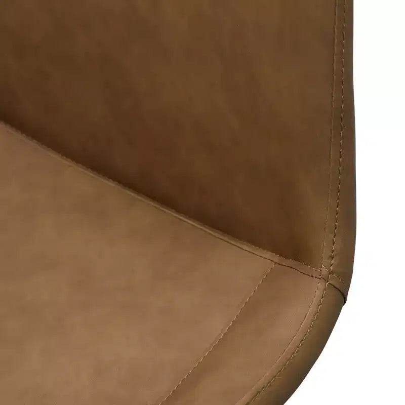 Chaise de salle à manger moderne capitonnée en similicuir avec pieds en métal