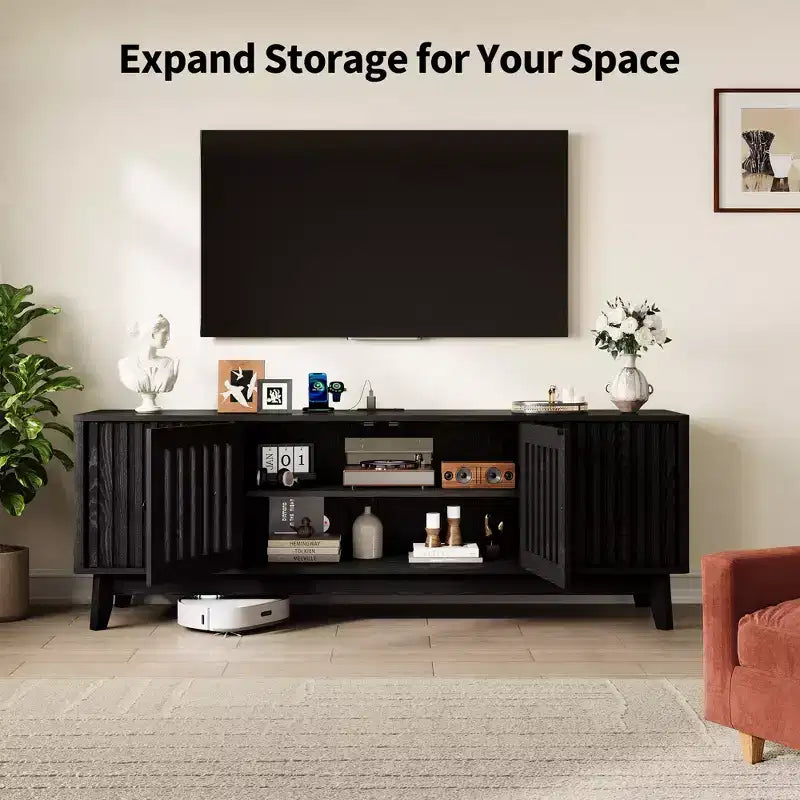 Meuble TV pour salon, meuble de divertissement de 160 cm pour téléviseurs jusqu'à 70" avec prise de courant et étagères de rangement réglables